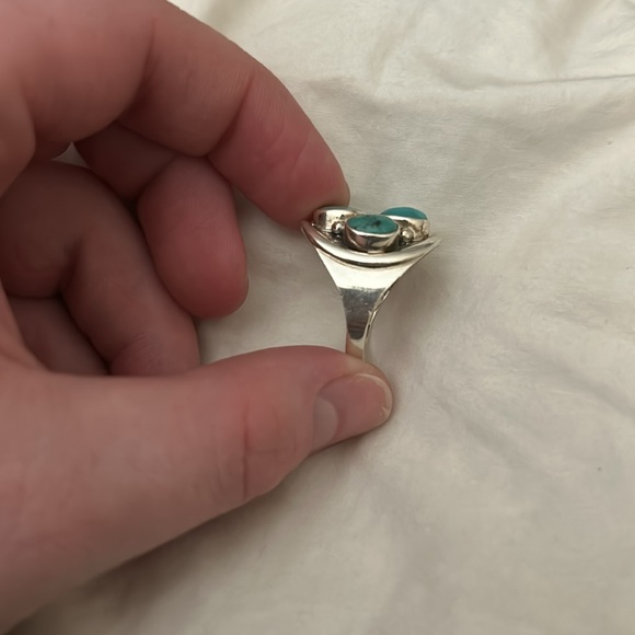 Four Turquoise Stone Ring - Picture 2 of 4